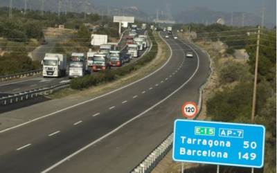 LOS SINDICATOS SE CONCENTRAN EN LOS PRINCIPALES NÚCLEOS DE TRANSPORTE Y LOGÍSTICA DURANTE LA HUELGA