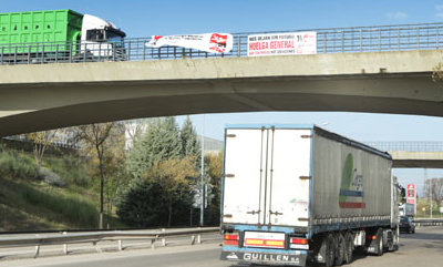 JORNADA SIN INCIDENTES DURANTE LA HUELGA DE TRANSPORTE DE MERCANCÍAS DE BARCELONA