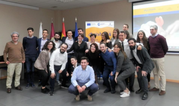 OS ALUMNOS DEL MÁSTER DE CEFTRAL, AULA DIGI>TRANS: Transformación Digital de Empresas de Transporte y Logística, PRESENTAN EL PROYECTO FIN DE MÁSTER