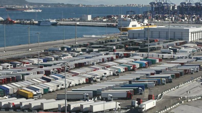 CETM FRIGORÍFICOS DENUNCIA LOS RETRASOS QUE SUFREN LOS  TRANSPORTISTAS EN EL PUERTO DE ALGECIRAS