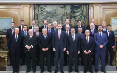 El REY FELIPE VI SE PONE EN CONTACTO CON EL SECTOR DEL TRANSPORTE POR CARRETERA PARA DESTACAR EL PAPEL ESENCIAL QUE JUEGA EN LA CRISIS DEL COVID-19