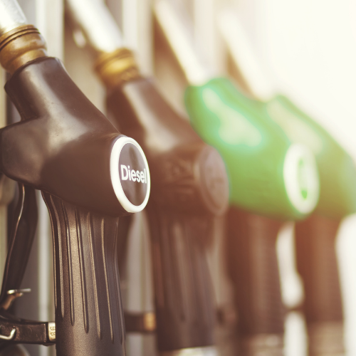 La IRU pide medidas urgentes en el precio del combustible para evitar la crisis económica